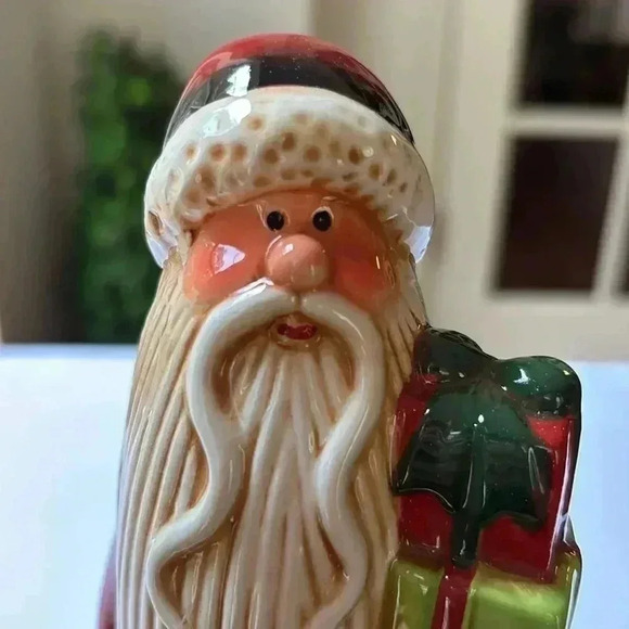 Santa/Saint Nicholas Tall Decorative Item For Christmas/Holiday - Picture 5 of 10